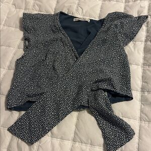 Abercrombie & Fitch Blue and White Top